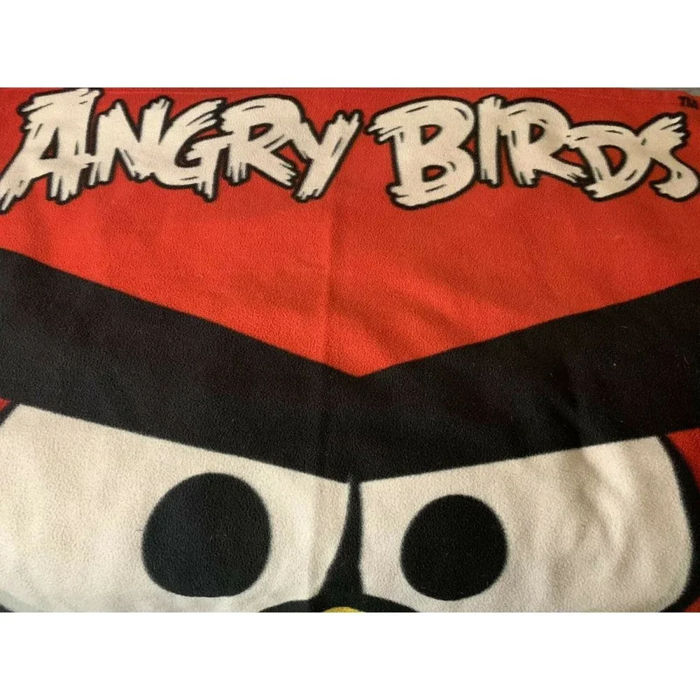 Angry Birds Throw Blanket Fleece Angry Birds Commonwealth 60” X 46” ‎ Red